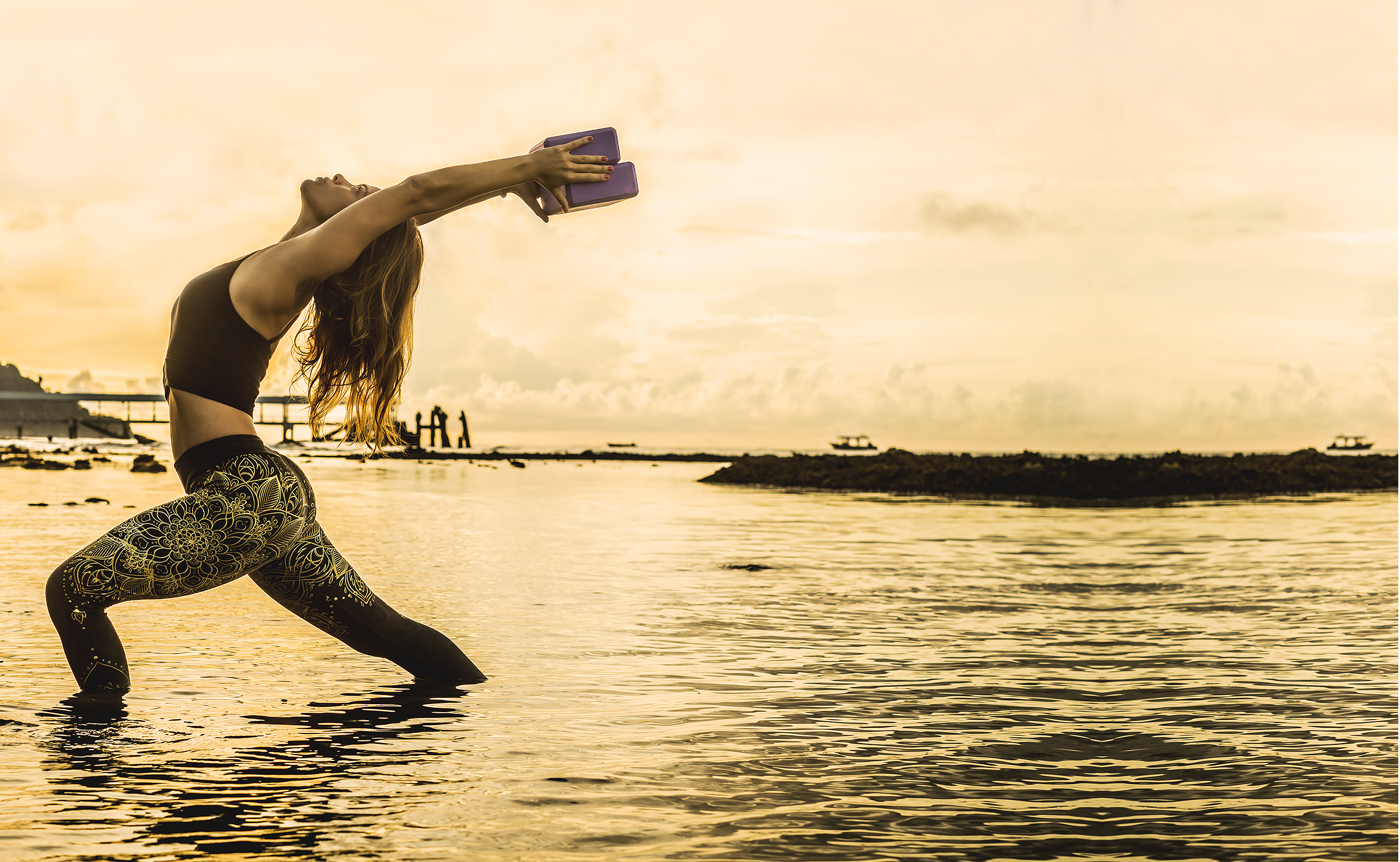 Comfy Yoga ® Designer Yoga Leggings and Unique Accessoires