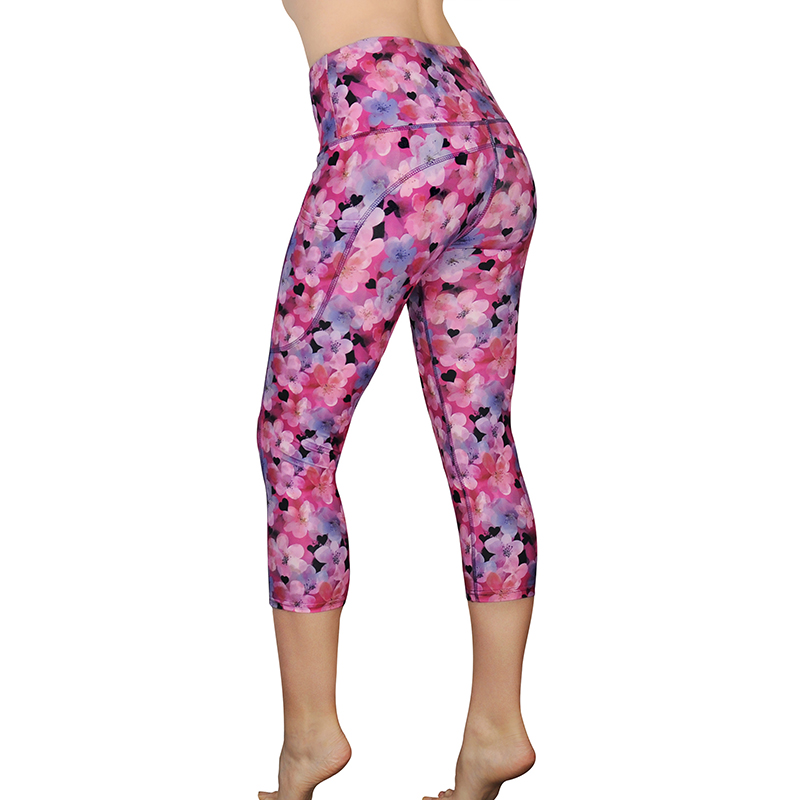 Magenta Blossom Pocket Capri Magenta Blossom Pocket Capri